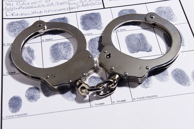 handcuffs and criminal defense